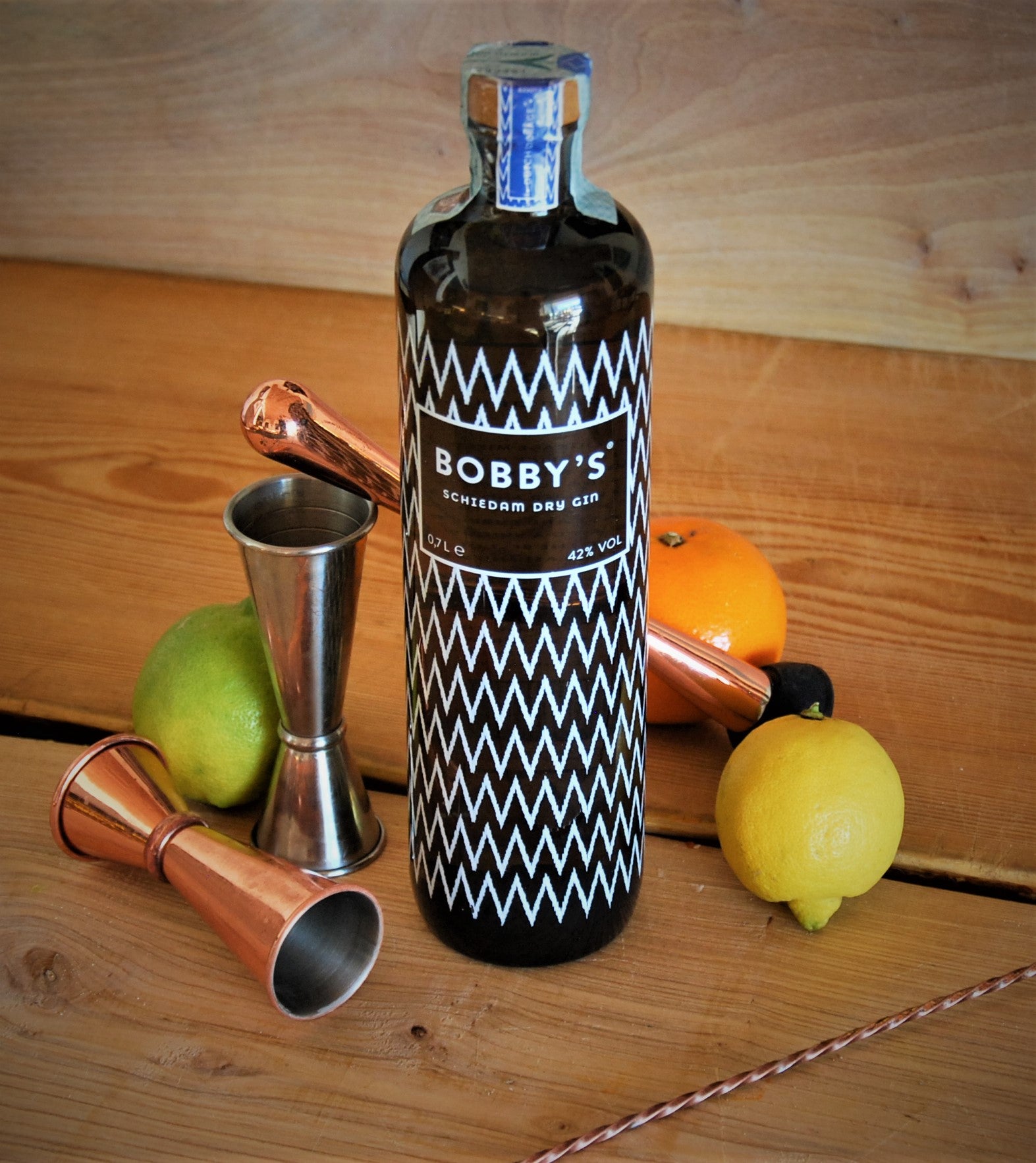 BOBBY'S DRY GIN 70cl – Formaggidieros