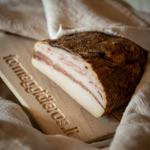 Guanciale di gola Marchigiano